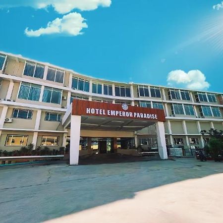 Hotel Emperor Paradise Bilāspur Extérieur photo