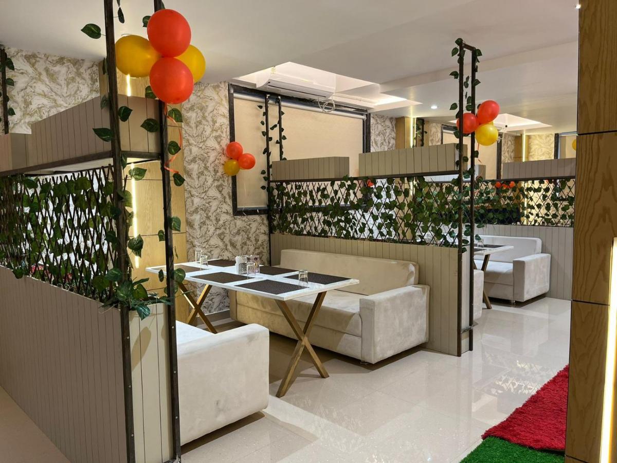 Hotel Emperor Paradise Bilāspur Extérieur photo