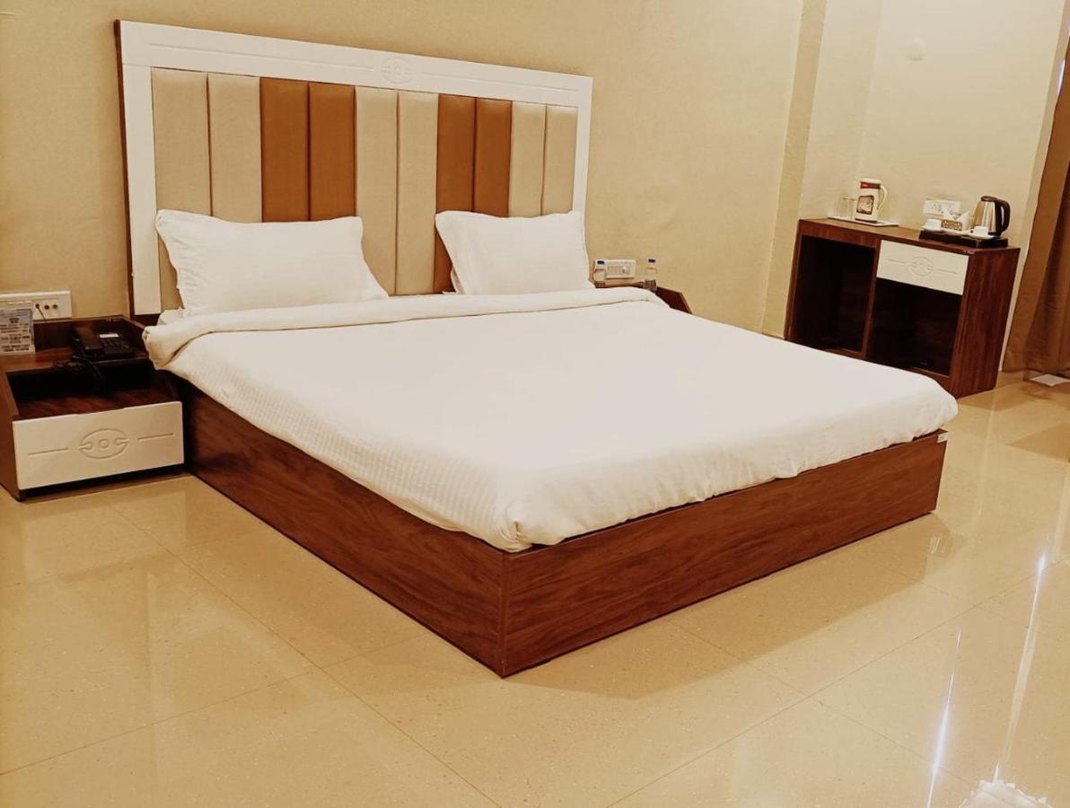 Hotel Emperor Paradise Bilāspur Extérieur photo